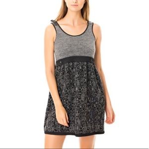 ANVRDIE Gray Sleeveless Beautiful Knit Dress